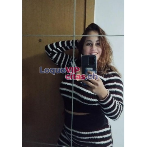 Chica elegante y encantadora para una experiencia genial juntos 1