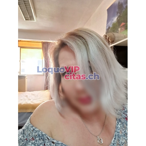 Julia mujer divertida, amable y alegre para mil aventuras 1
