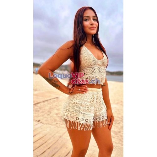 Laura joven muy hermosa con ganas de conocer más de la vida y busca buen acompañante 1