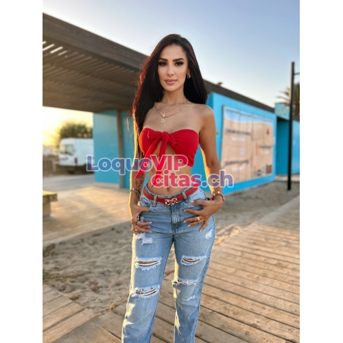 Manuela chica alegre y especial para disfrutar al máximo en compañía 1