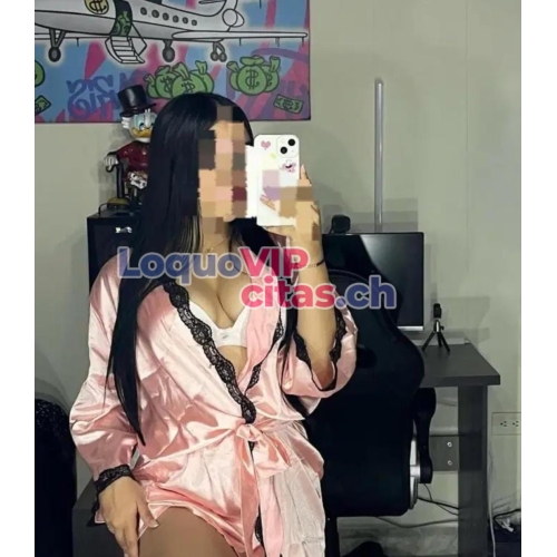 Catalina hermosa chica latina simpatica 1