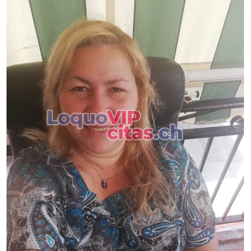 Noemi educada señora madura rubia 1
