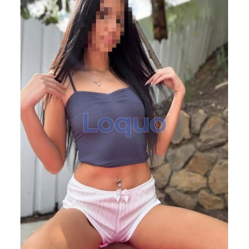 CRISTINA JOVEN SEVILLANA CON GANAS DE PASARLO BIEN 1