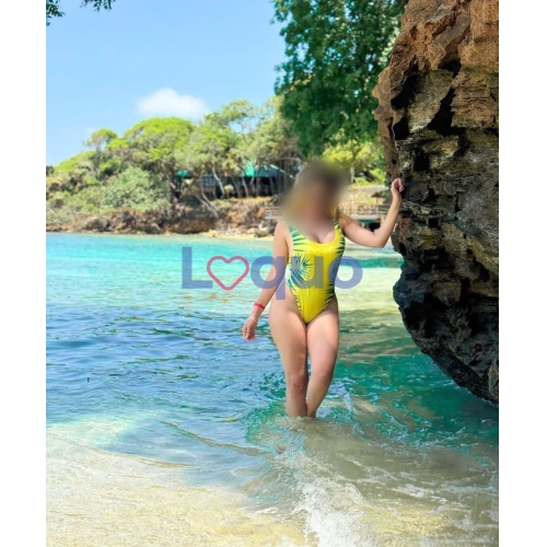 Ana cariosa juguetona muy caliente 1