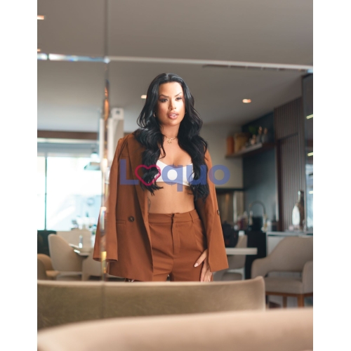 BIANCA mujer divertida, escort acompañante 1