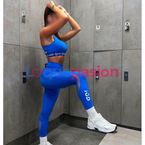 YASMINA ESPAOLA INDEPENDIENTE CARIOSA 1