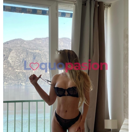 LAURA JOVEN LATINA ATIENDO POR WHATSAPP Solo servicio en 1